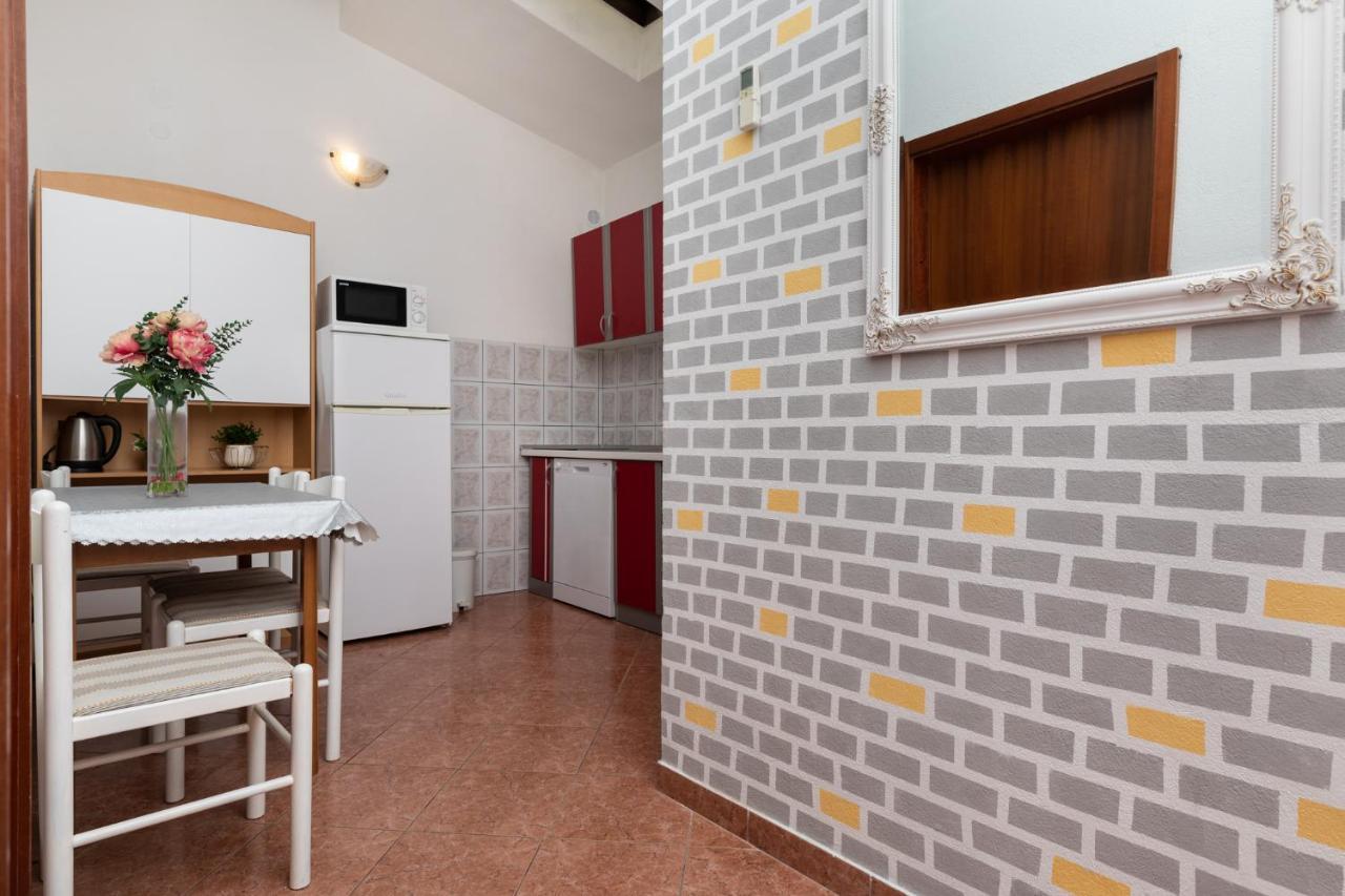 Apartments Marijo Mimice Exterior foto
